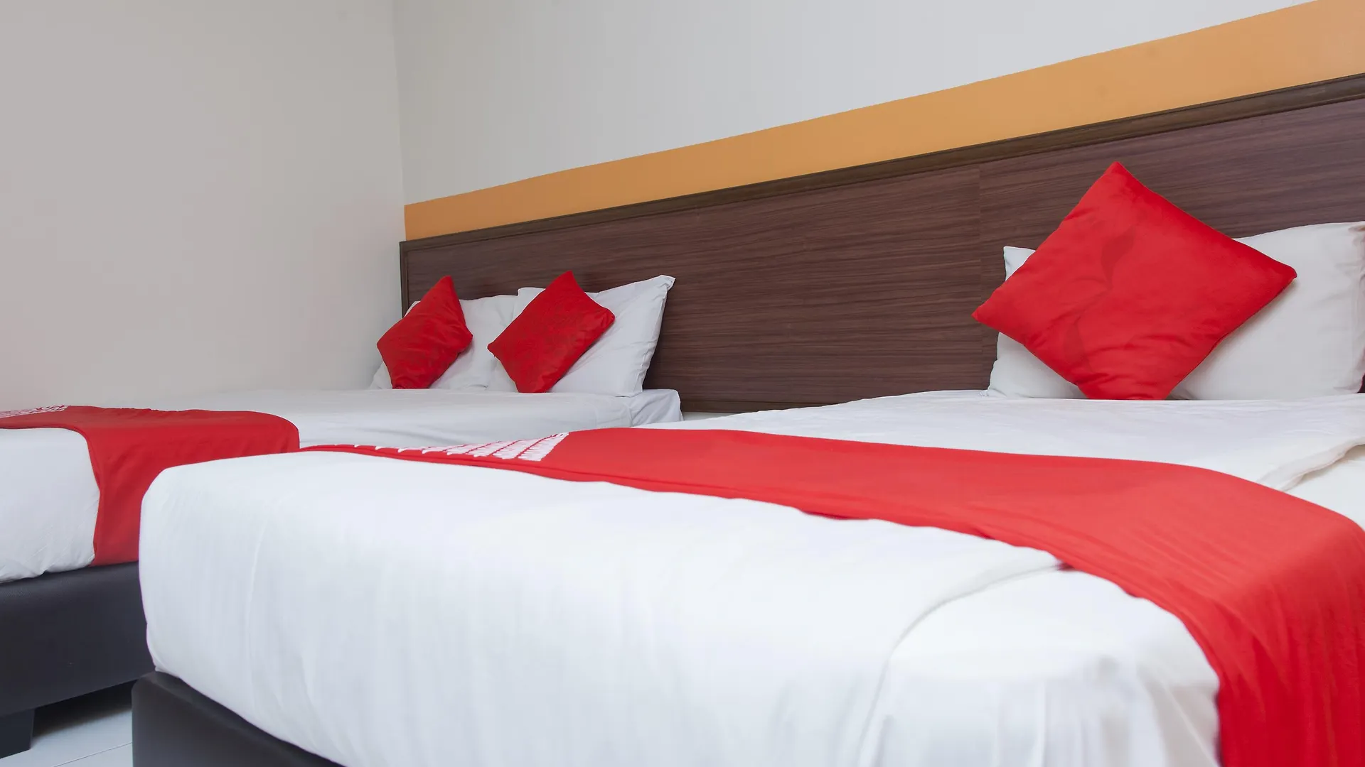 Oyo 90950 Hotel Dns Ipoh
