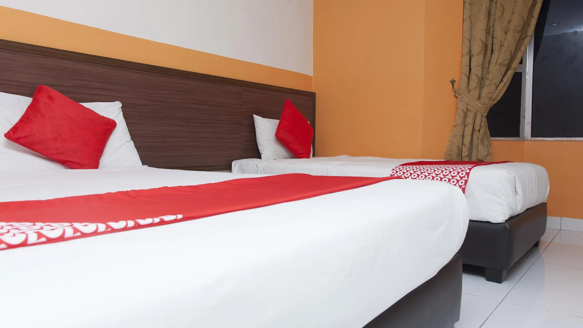 Oyo 90950 Hotel Dns Ipoh