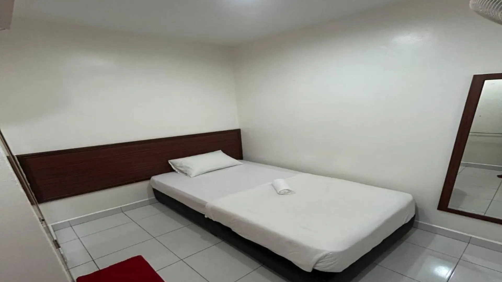 **  Oyo 90950 Hotel Dns Ipoh Malásia